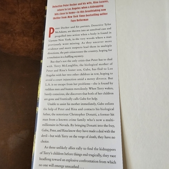 The Hunt (Peter Decker and Rina Lazarus Series, Book 27) Book by Faye Kellerman - Picture 7 of 10